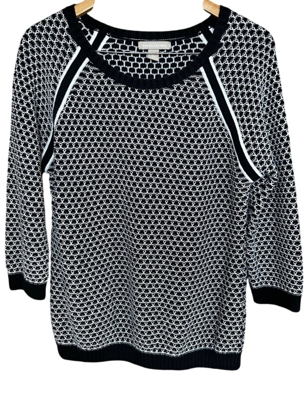 Banana Republic Sweater Size XL Cotton Geometric Black & White Raglan Sleeve